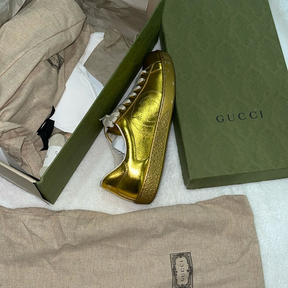 GUCCI - Picture 6 of 12